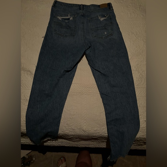 American Eagle High Rise Stretch Jean - Picture 2 of 3